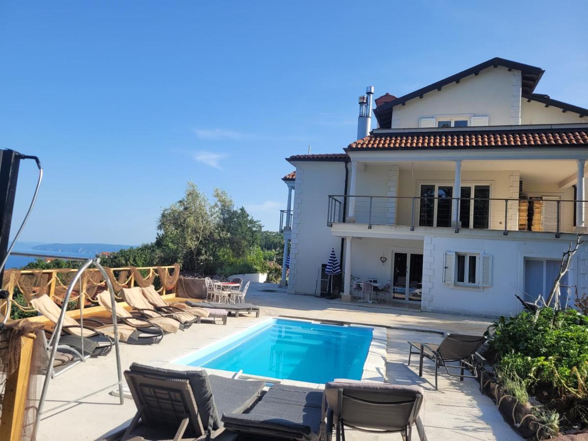 Ferienwohnung Mit Pool Kroatien Mit Meerblick Und Pool Lovran Exterior foto
